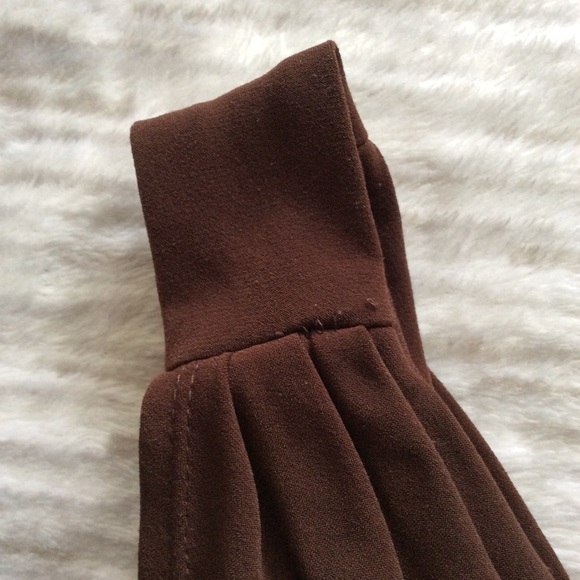 Silky & Ruched Scarf Dress - Picture 5 of 7